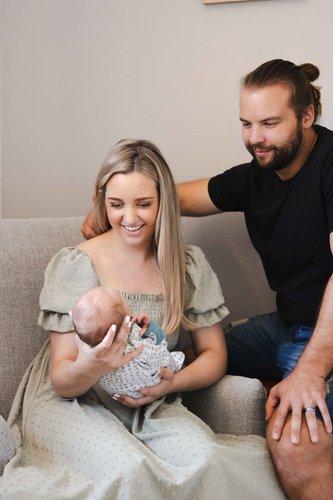 mobile - carousel-hero-element image-6